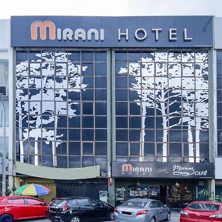 Capital O 90406 Mirani Hotel 암팡 외부 사진