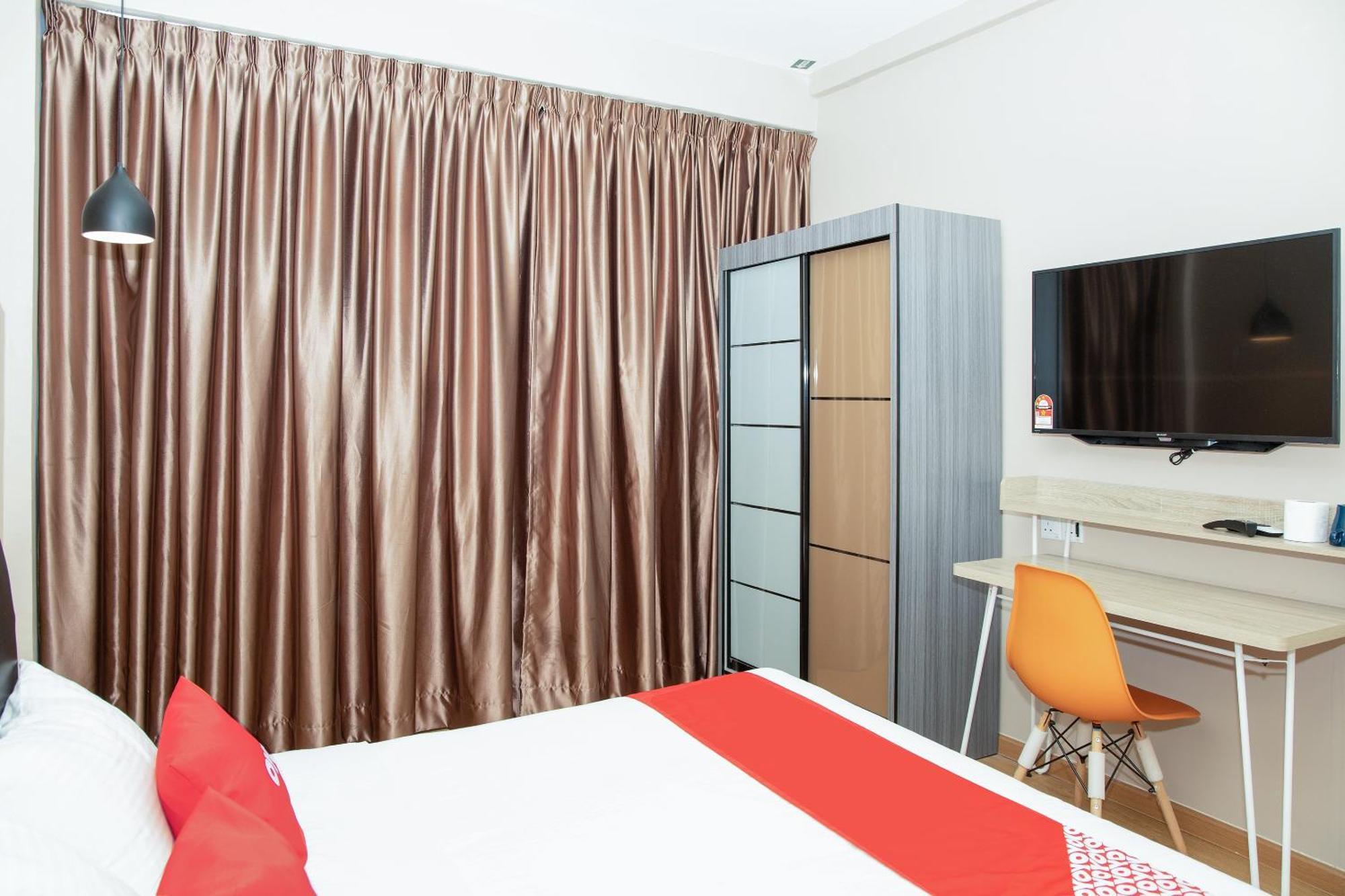 Capital O 90406 Mirani Hotel 암팡 외부 사진